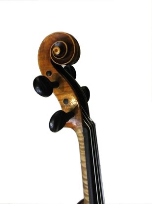 Old German violin